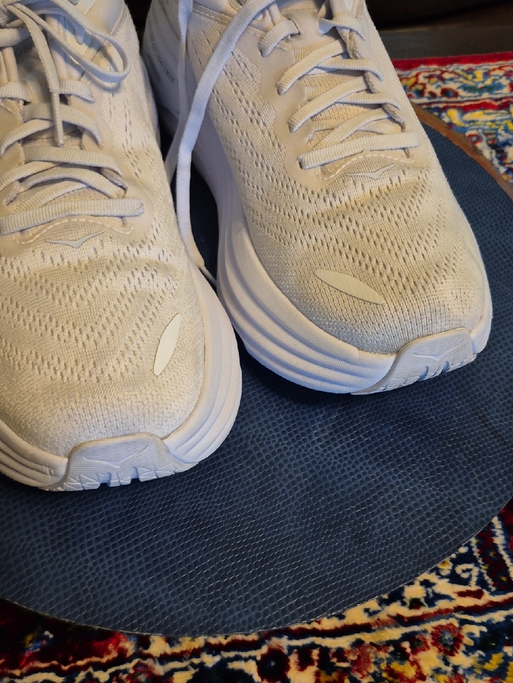 Hoka One One Bondi 8. Mens Sz.11D White Lightweight Running Shoes (#783sho) - Picture 11 of 12